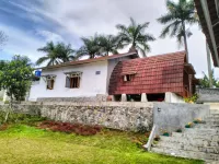 Rumah Lumbung Odreys Hotel di Kecamatan Cicurug