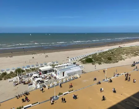 Nieuwpoort Stay w Beach Access
