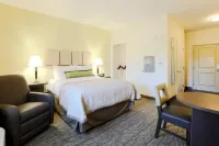 Candlewood Suites Belle Vernon Hotels in Lynnwood-Pricedale