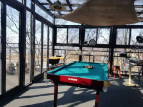 هيلينج إيليفينث بنسيون