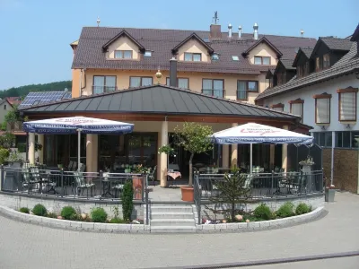 Hotel Jägerhof Hotels in der Nähe von Naturlehrpfad Wald-Wild Weibersbrunn