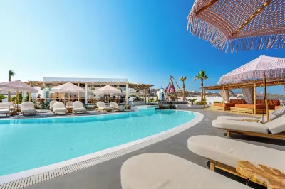Amethyst Luxury Suites Các khách sạn ở Oia