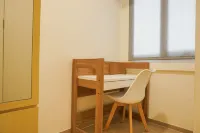 Comfort 1Br with Working Room at Meikarta Apartment - Homestays