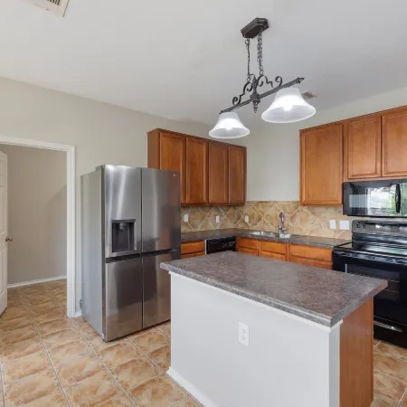Colony Suite - Round Rock