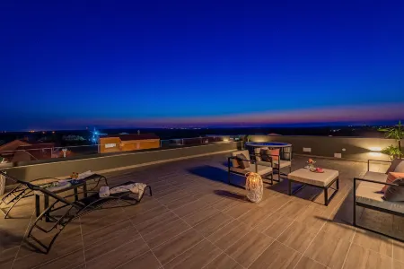 Villa TIA with Heated Pool