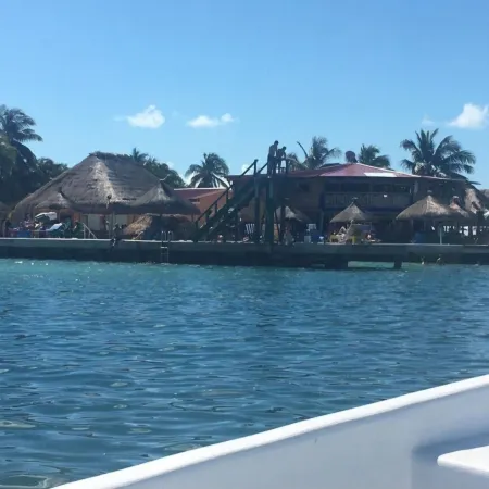 Belize Sea Reef Inn Отели рядом с достопримечательностью «Остров Кей Колкер»