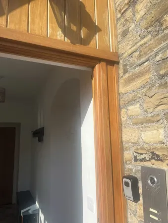 Barnstaple - Apartment - Sleeps 2 - Parking