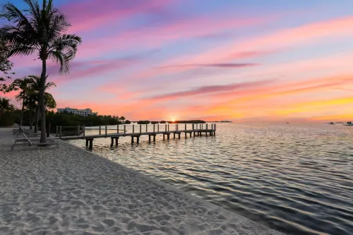 โอเชียนฟรอนต์ 1 ห้องนอนสวีท พร้อมทางลงชายหาดโดยตรง - อ่างจากุชชี่
