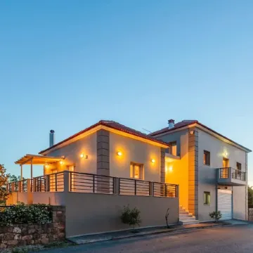 Navarino Captains Villa - Lux Private Pool Retreat