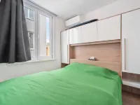Renovated Apartment Near Beach