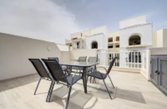 Beautiful 2 BDR Penthouse near Valletta sleeps 6