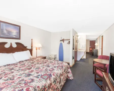 Days Inn by Wyndham Effingham Hotels in Effingham