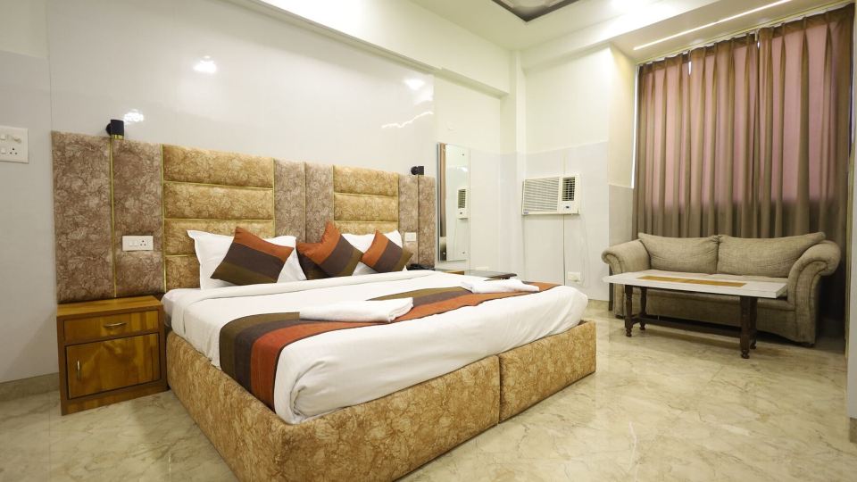 Hotel Krishna Sagar , Ghaziabad