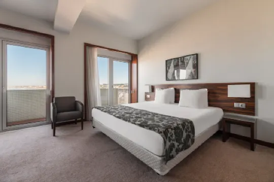 普拉亞艾瑟高爾佛飯店