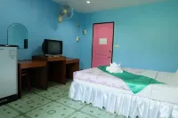 Nam Pueng Place 1 - parcheggio