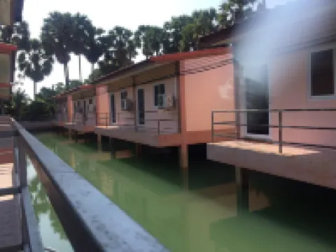 ปาล์มพยอมวิลเลจ รีสอร์ท โรงแรมในอำเภอ ระโนด