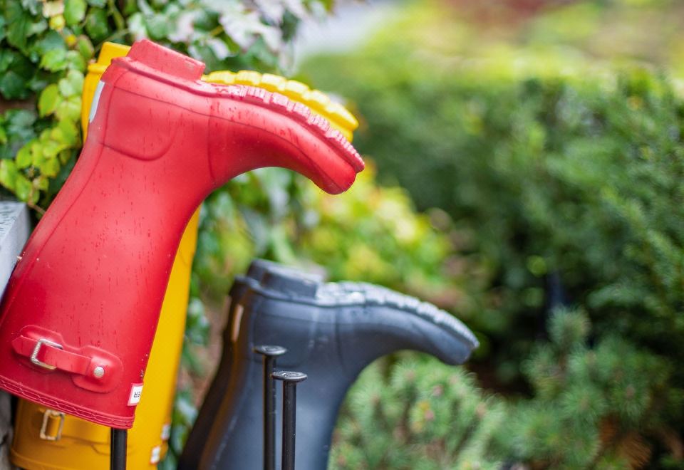 린트웨이트 하우스 호텔의 고풍스러운 건물 외관과 정원