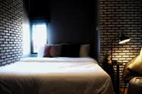 La Malila Hostel