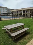 Super 8 by Wyndham Williamsburg Hotel di Whitley County