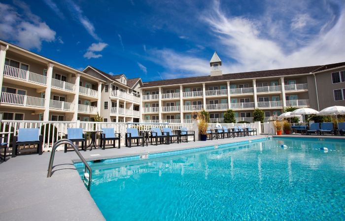 Sandpiper Beach Club