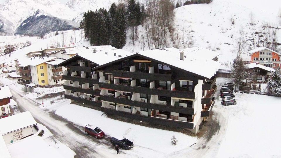 Cozy Apartment Near Ski Area in Maria Alm
