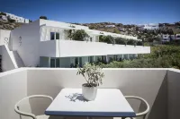 Mykonos Dove Beachfront Hotel - Mountain View