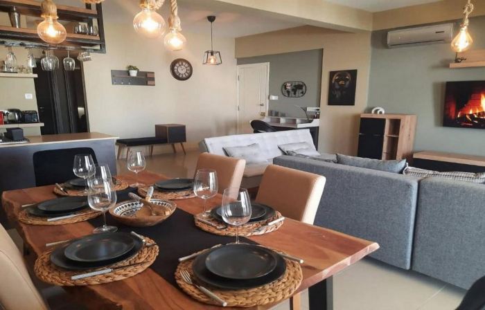 Paramount Gardens Resorts C201