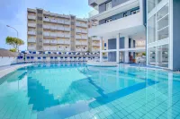 Hotel Ambassador - Pools