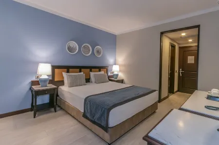 Lara Park Hotel Отели рядом с достопримечательностью «Lara Beach»