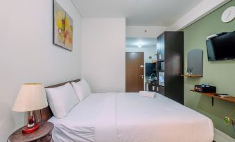 Fancy and Nice Studio at Transpark Cibubur Apartment