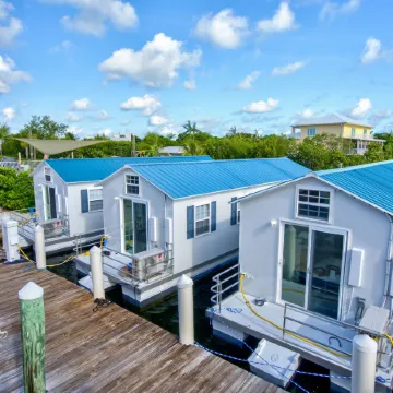 Aqua Lodges at Coconut Cay RV and Marina