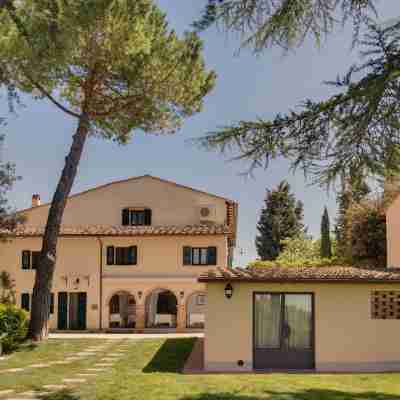 Villa I Barronci Resort & Spa Hotel Exterior