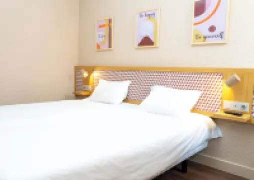 Flag Hotel Lisboa Oeiras Hotels near Templo da Poesia