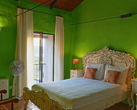 Quinta Tapada Do Gramacho Hotels in Estombar