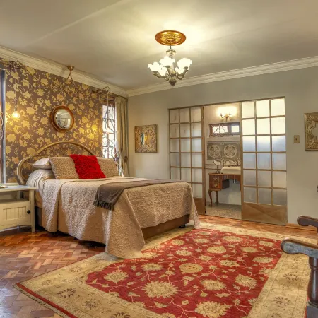 Oak View Manor