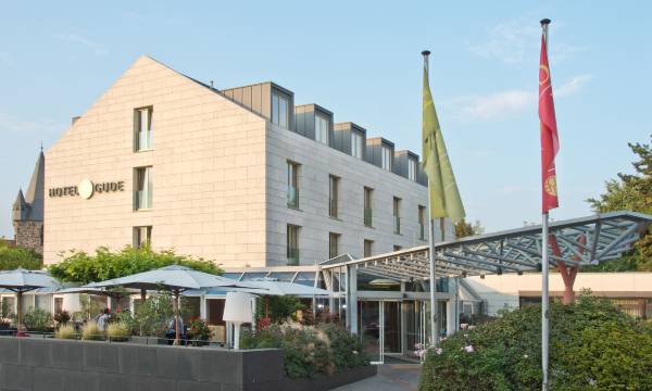 Hotel Gude