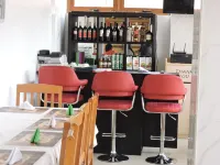 All Seasons Hotel Hotels in Adenta Municipality