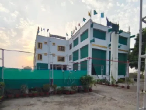 Hotel Sarnath International 타이 템플 주변 호텔