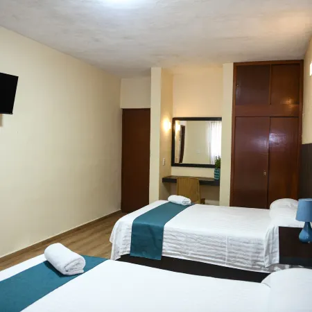 Hotel Uxulkah