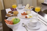 Hotel Cervantes - Bữa sáng