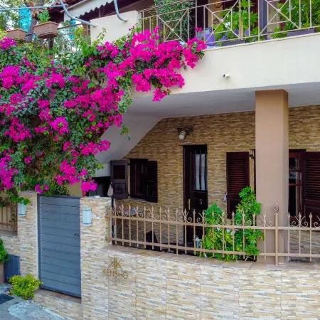MarGio Skiathos Apartments