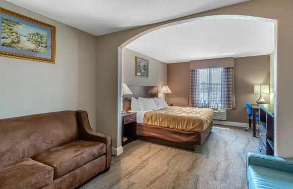 內德蘭阿瑟港凱藝套房酒店