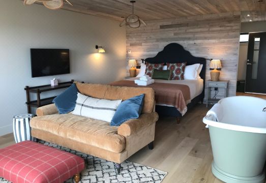 3. UI그 샌즈 룸..