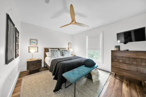 Gulf Views! Only 30 Seconds to the Beach Modern Amenities Meets Vintage Charm Hotel di Inlet Beach
