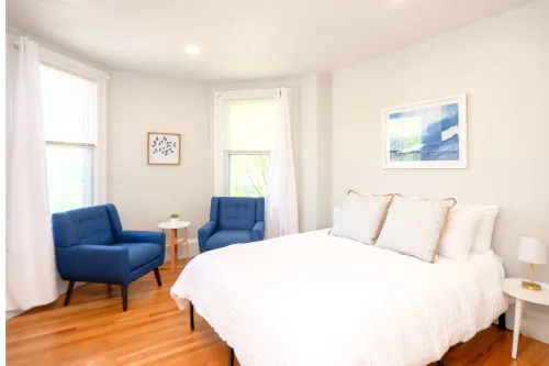Cozy and Stylish Retreat with Full Kitchen - Charming College Hill Oasis Hotels in Providence