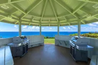 Waterfront condo with pool & hot tub, loft & lanai with ocean views