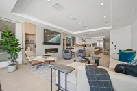 Stunning Ocean Views and Rooftop Deck - Beautiful Beachfront Escape