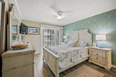Comfortable Furnishings and Modern Amenities - Cozy Escape