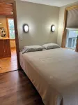 Newfound Lake, Bristol NH Lakefront Cottage