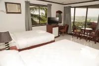 Bohol Plaza Mountain Resort and Restaurant - منتجعات